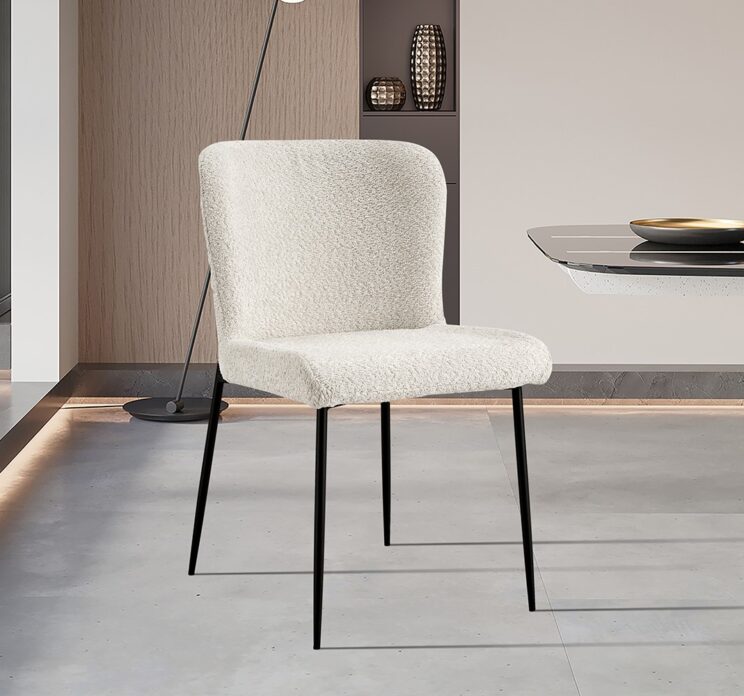 Chaise en tissu bouclé "Lisa"