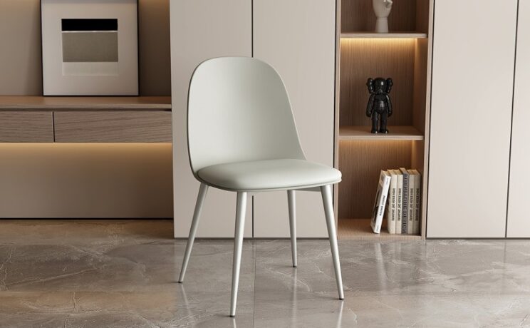 Chaise "Jasmin"