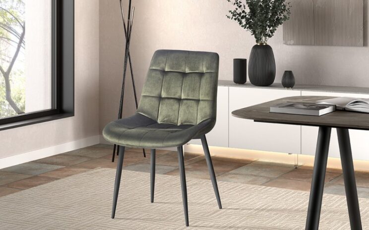 Chaise en velours "Juta"