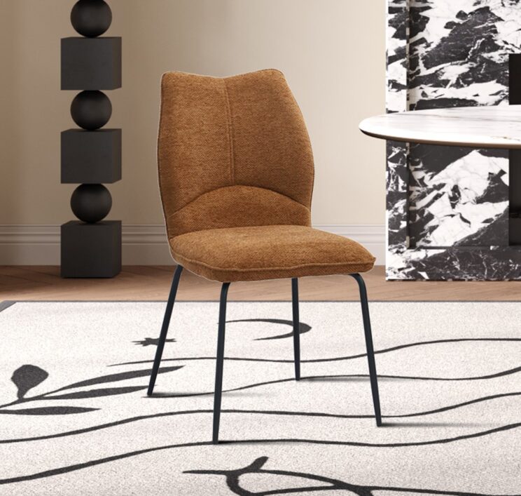 Chaise en tissu "Lara"