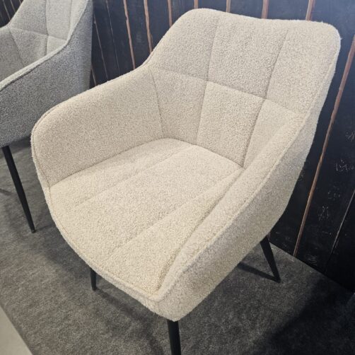 Chaise en tissu bouclé "Orba" beige